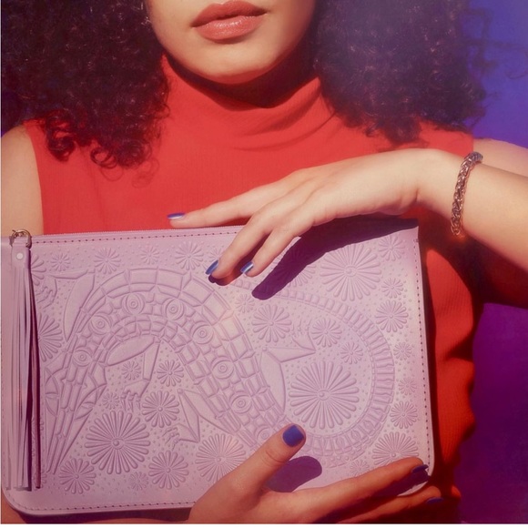 Animal Handmade embossed lilac leather clutch - Troublewood Clutch in Apollonia - Picture 2 of 9